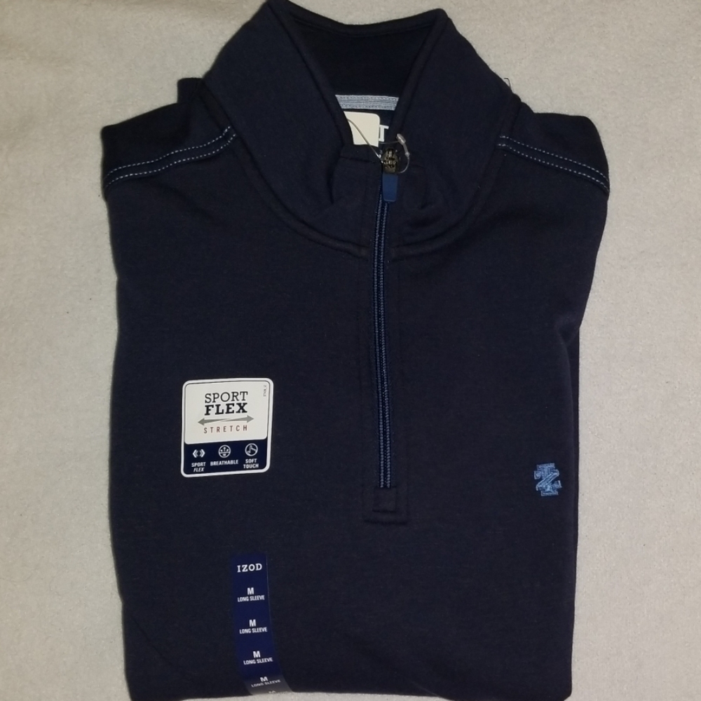 Izod Men's Long Sleeve Seater in Medium